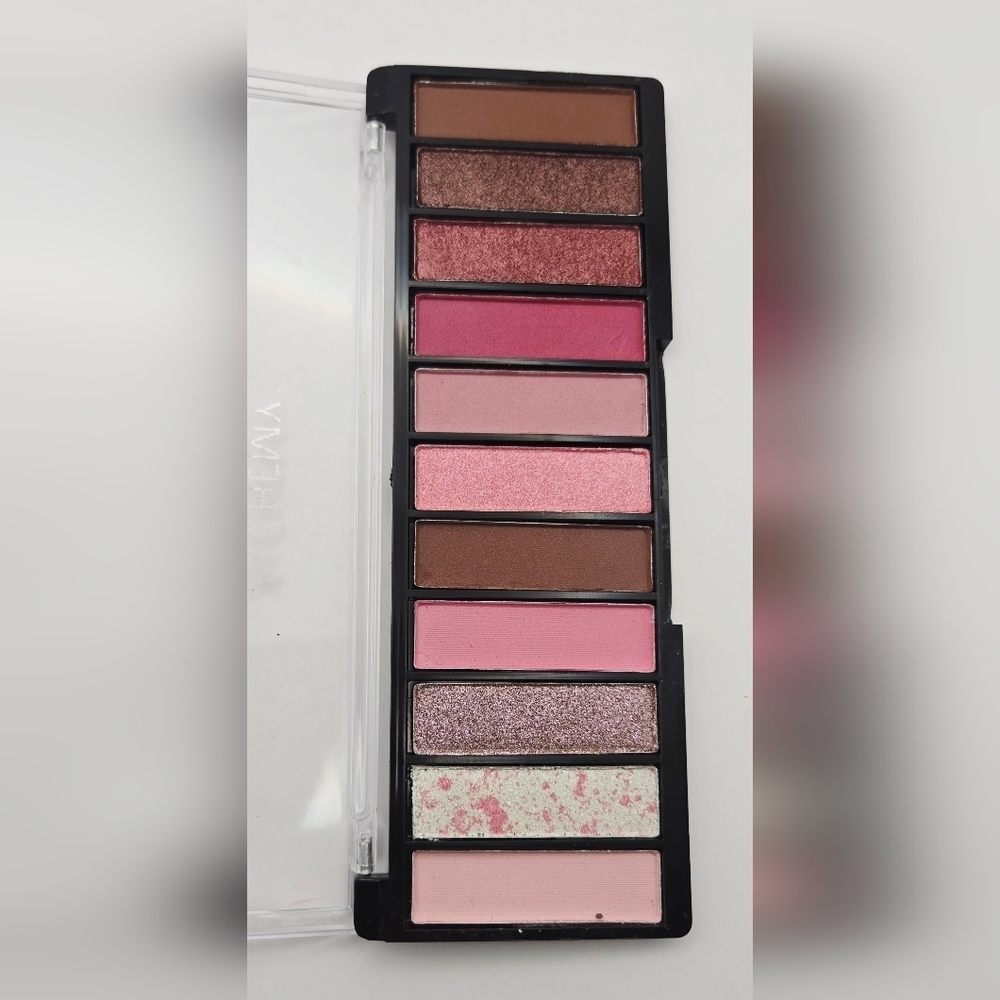 Alchemy Living Eyeshadow Palette Set – 3 Palettes, 36 Total Shades - Picture 6 of 10